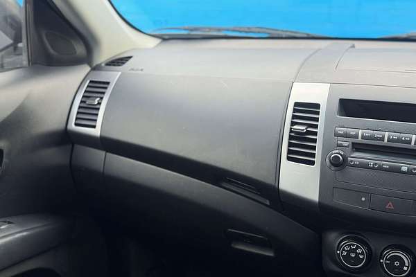 2007 Mitsubishi Outlander LS ZG