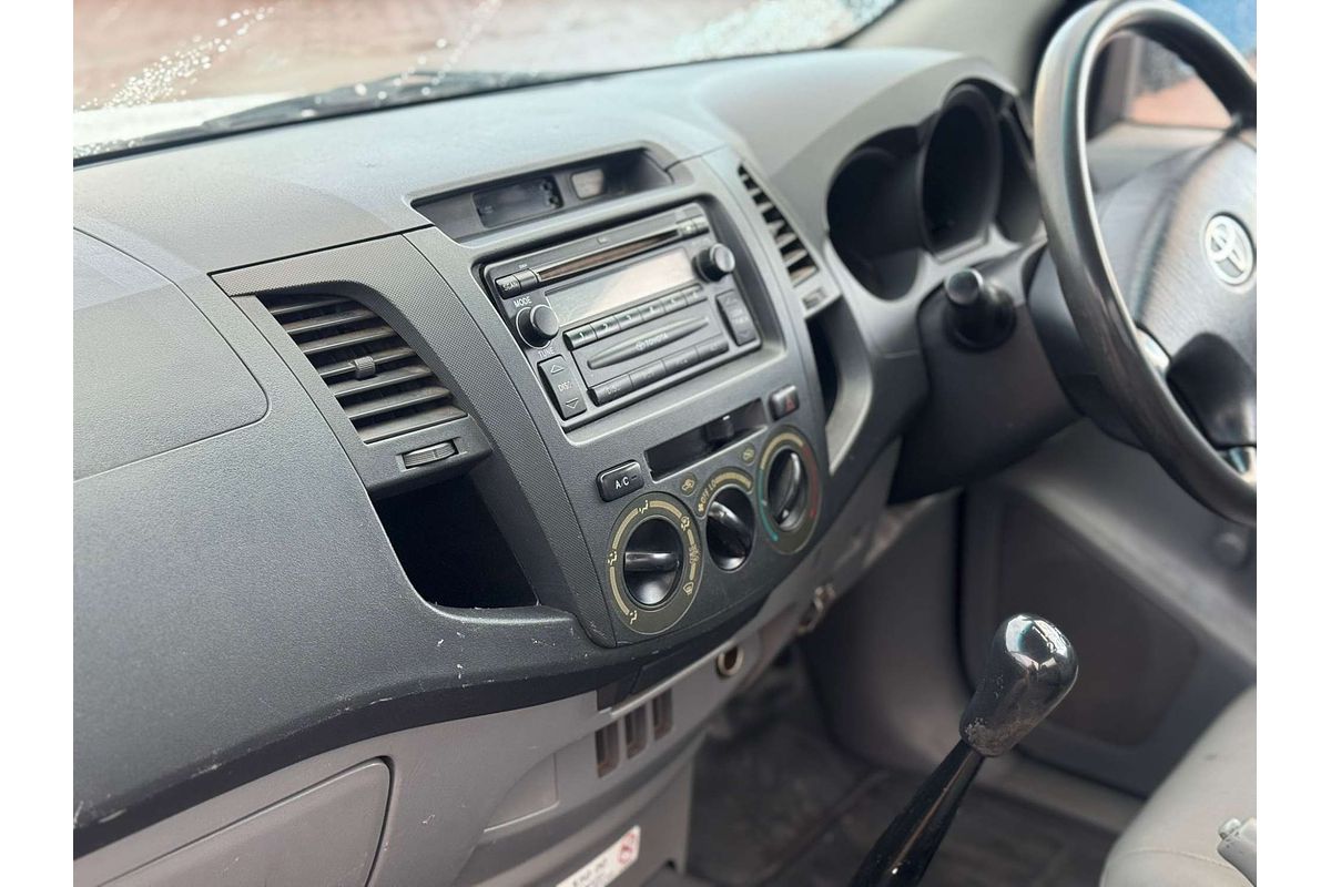 2005 Toyota Hilux Workmate TGN16R Rear Wheel Drive