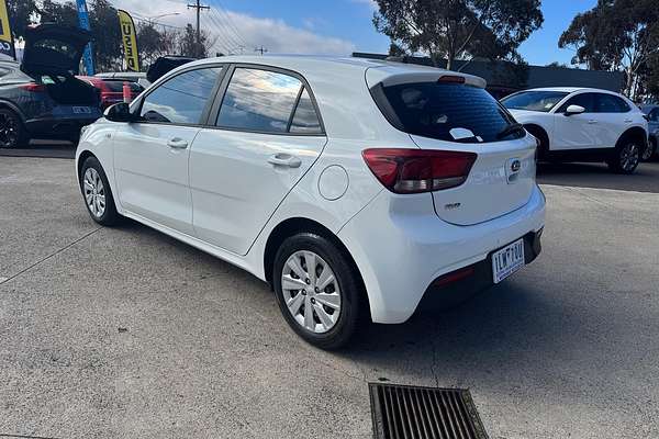 2017 Kia Rio S YB