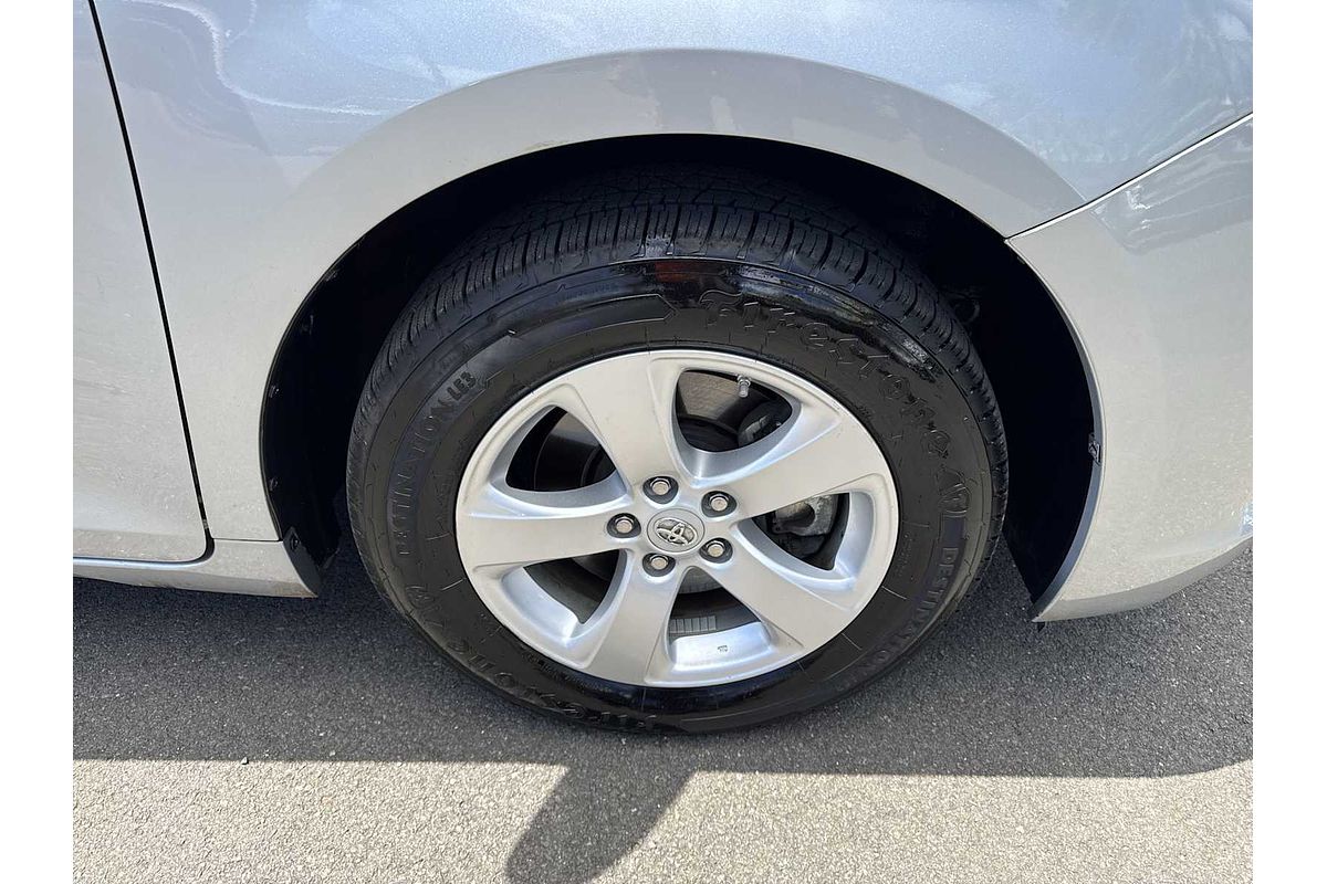 2016 Toyota SIENNA LE