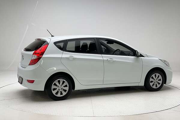 2016 Hyundai Accent Active RB4