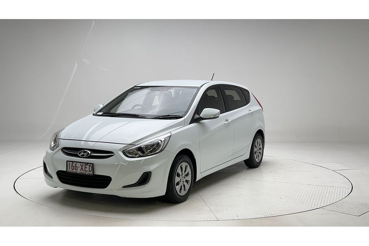 2016 Hyundai Accent Active RB4