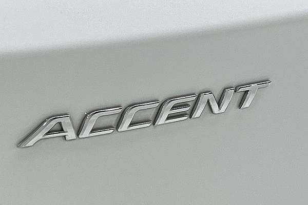 2016 Hyundai Accent Active RB4