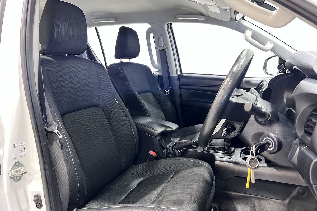 2023 Toyota Hilux SR GUN126R 4X4