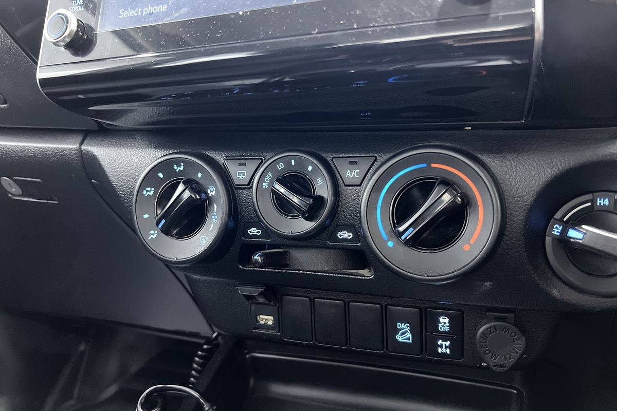 2023 Toyota Hilux SR GUN126R 4X4