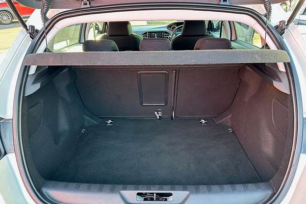 2014 Peugeot 308 Allure T9