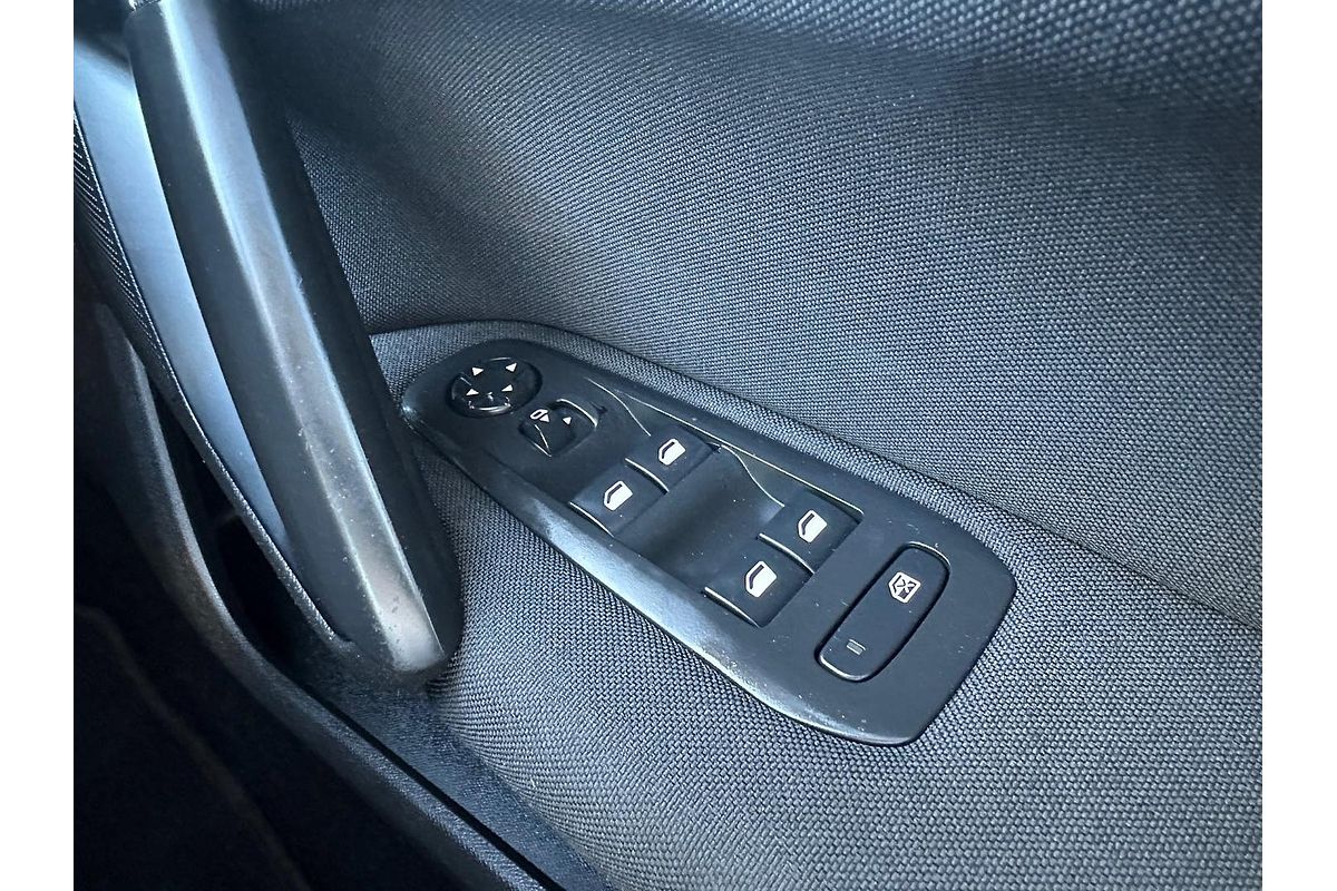 2014 Peugeot 308 Allure T9