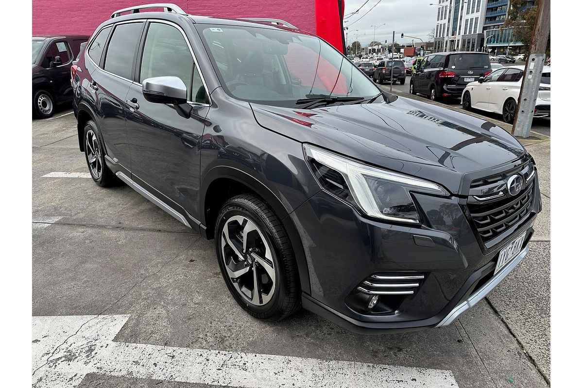 2022 Subaru Forester 2.5i-S S5