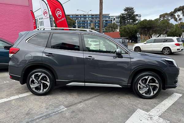2022 Subaru Forester 2.5i-S S5