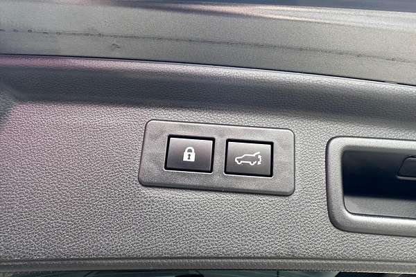 2022 Subaru Forester 2.5i-S S5