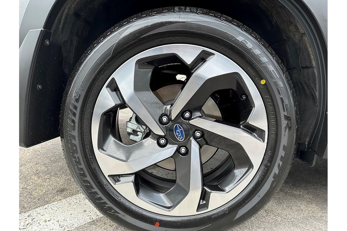 2022 Subaru Forester 2.5i-S S5