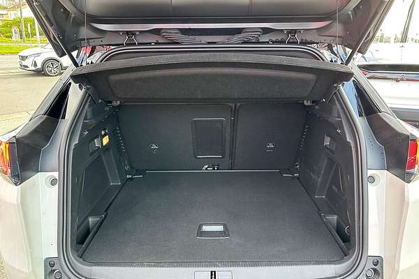 2022 Peugeot 3008 GT Sport P84