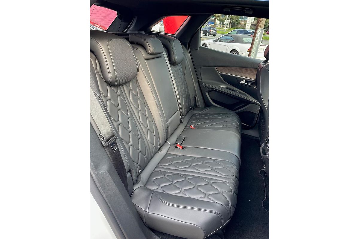 2022 Peugeot 3008 GT Sport P84