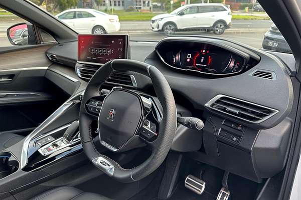2022 Peugeot 3008 GT Sport P84