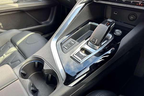 2022 Peugeot 3008 GT Sport P84