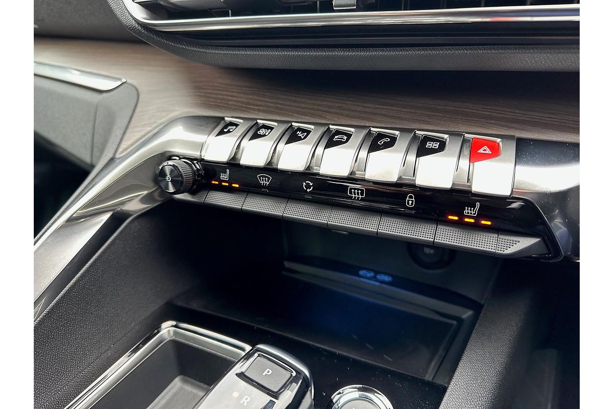 2022 Peugeot 3008 GT P84