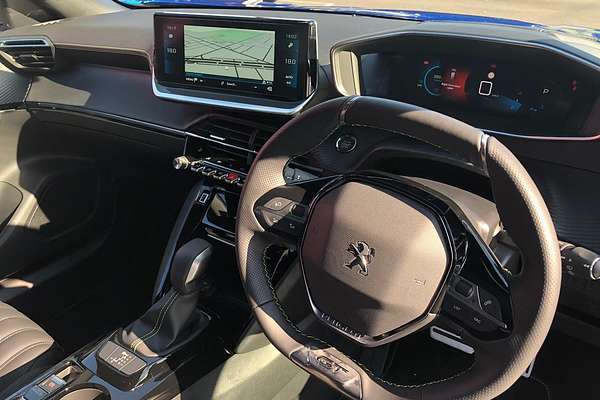 2022 Peugeot 2008 GT P24