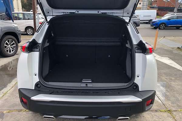 2022 Peugeot 2008 GT P24
