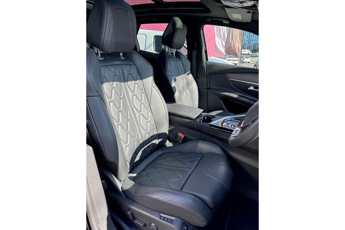 2022 Peugeot 3008 GT P84