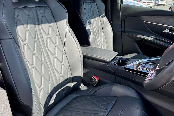 2022 Peugeot 3008 GT P84