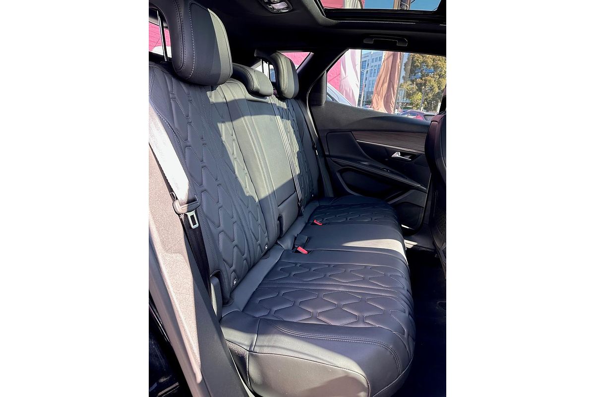 2022 Peugeot 3008 GT P84