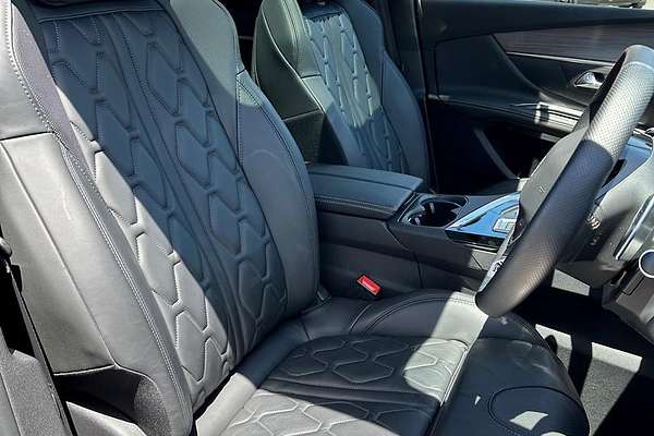 2022 Peugeot 5008 GT Sport P87