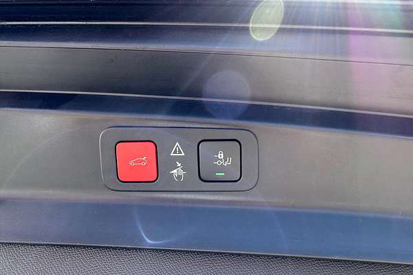 2022 Peugeot 5008 GT Sport P87