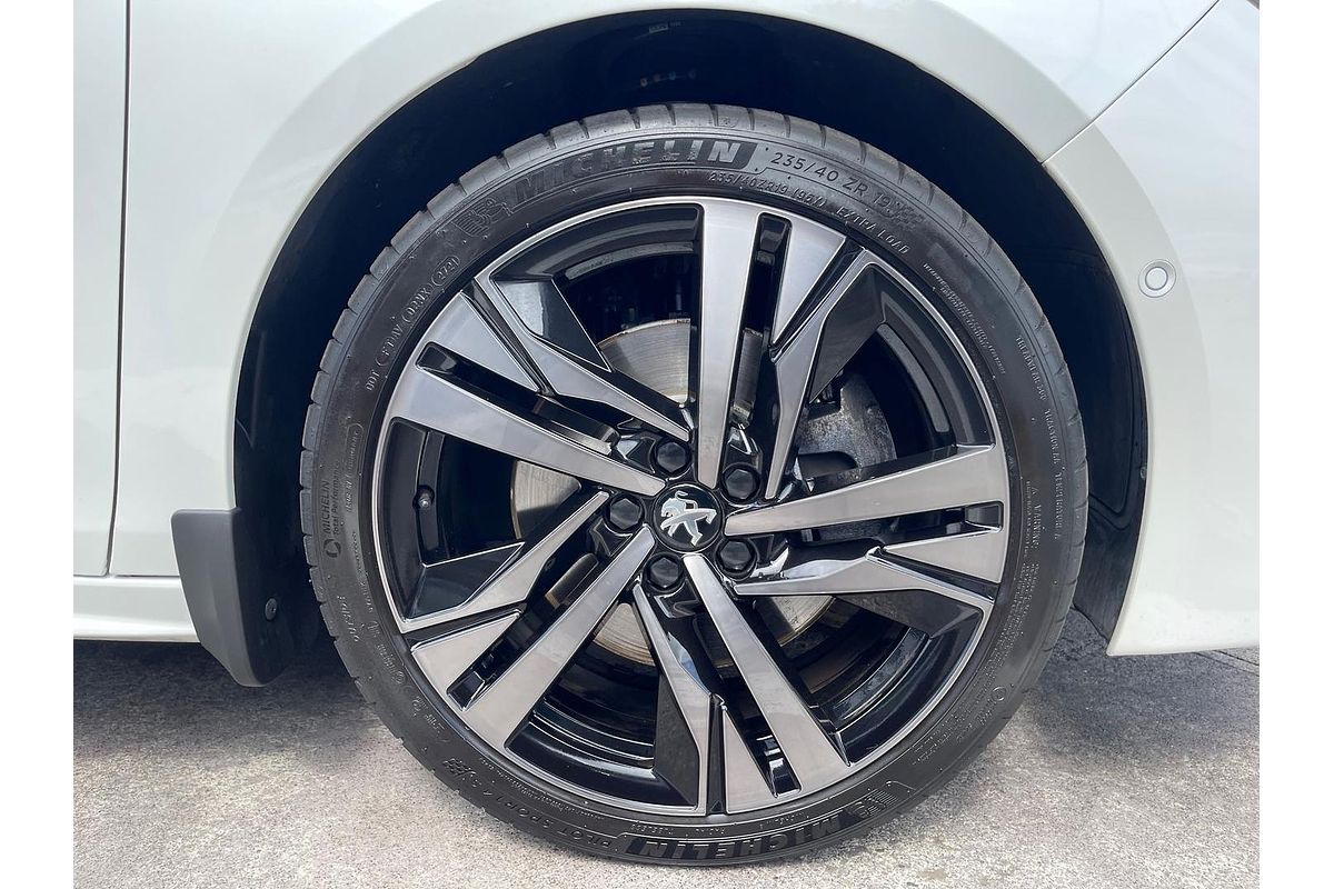 2021 Peugeot 508 GT R8