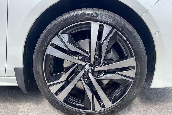 2021 Peugeot 508 GT R8