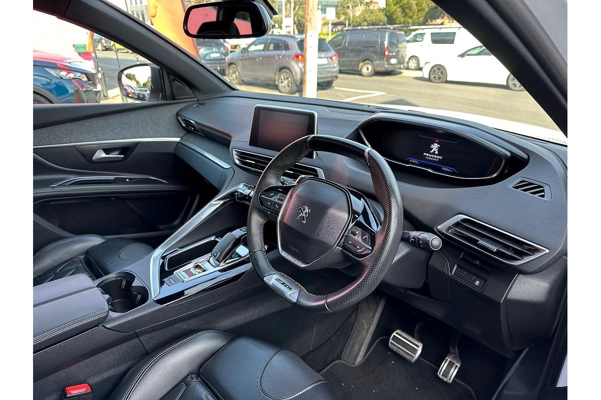 2019 Peugeot 5008 GT Line P87