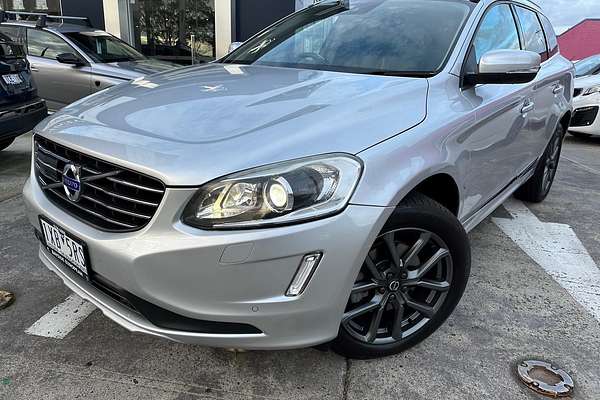 2016 Volvo XC60 T5 Luxury