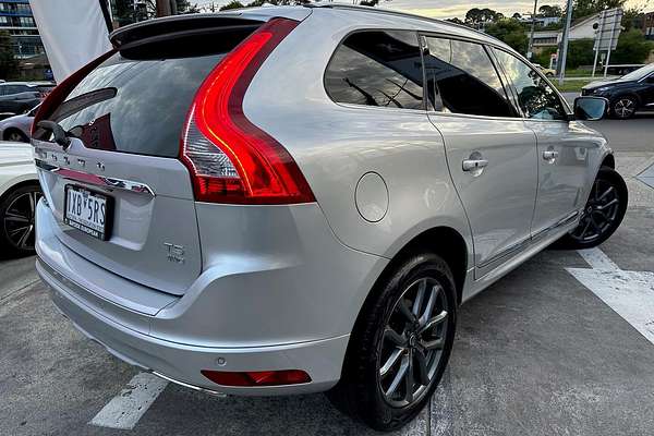2016 Volvo XC60 T5 Luxury