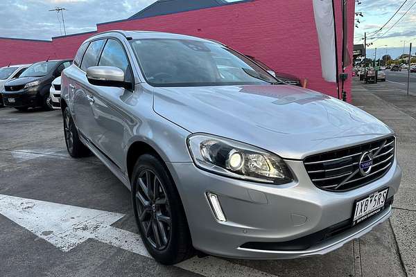 2016 Volvo XC60 T5 Luxury