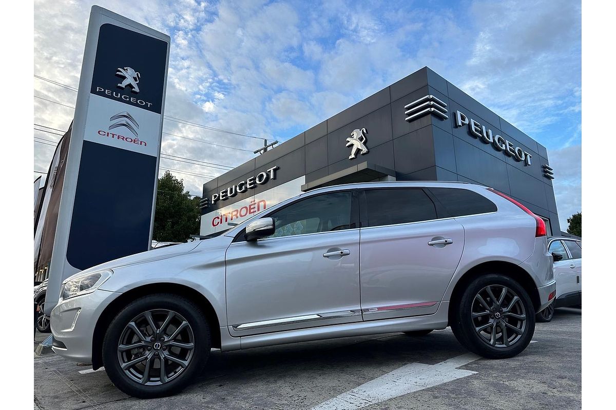 2016 Volvo XC60 T5 Luxury