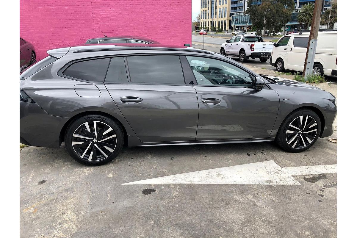 2022 Peugeot 508 GT R8