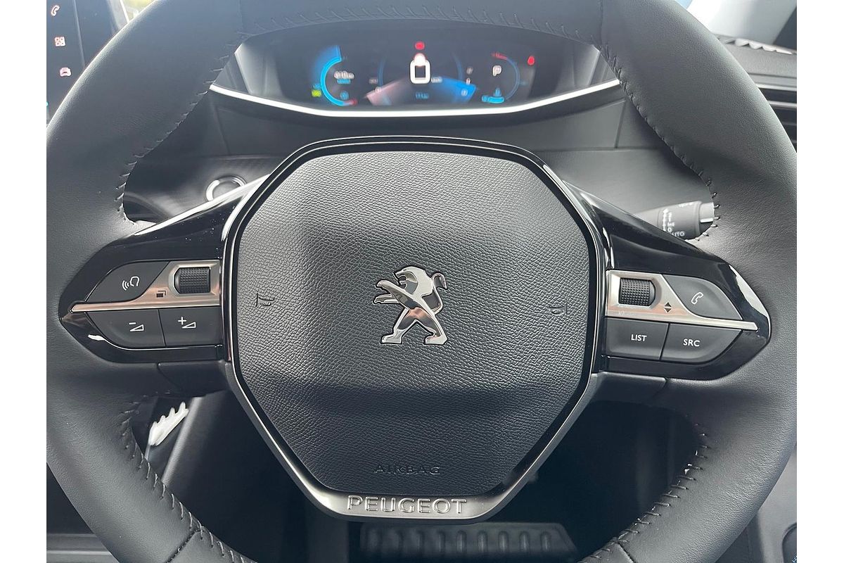 2022 Peugeot 2008 Allure P24