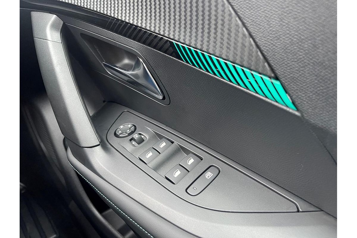 2022 Peugeot 2008 Allure P24