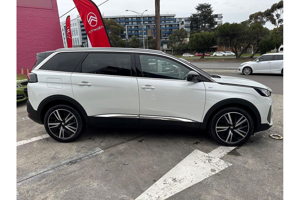 2022 Peugeot 5008 GT P87