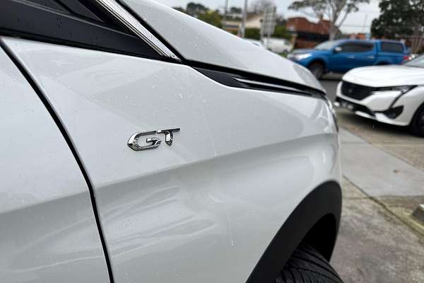 2022 Peugeot 5008 GT P87