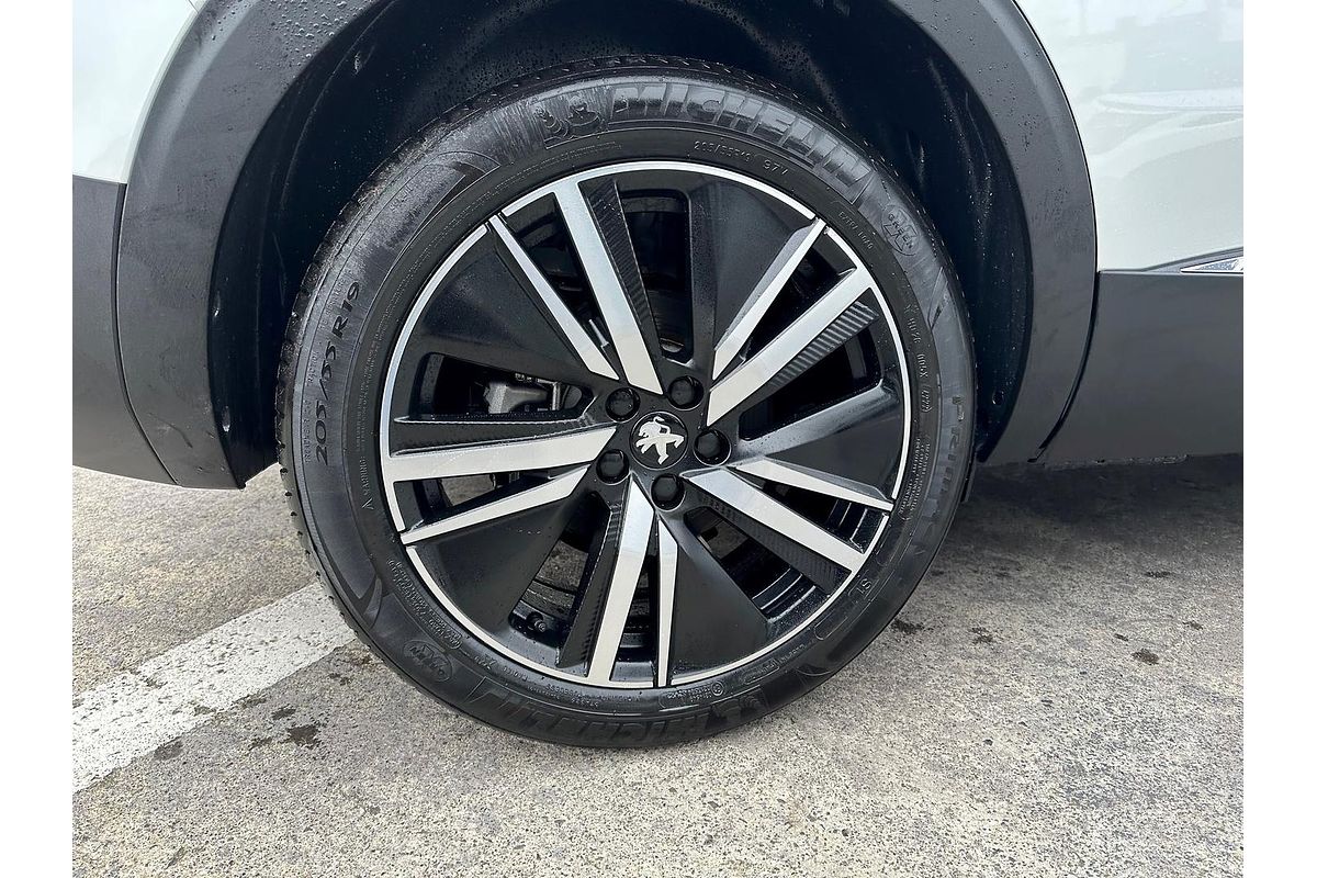 2022 Peugeot 5008 GT P87