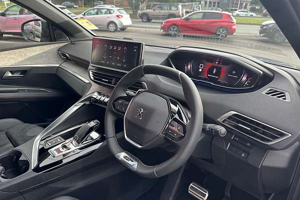 2022 Peugeot 3008 GT P84