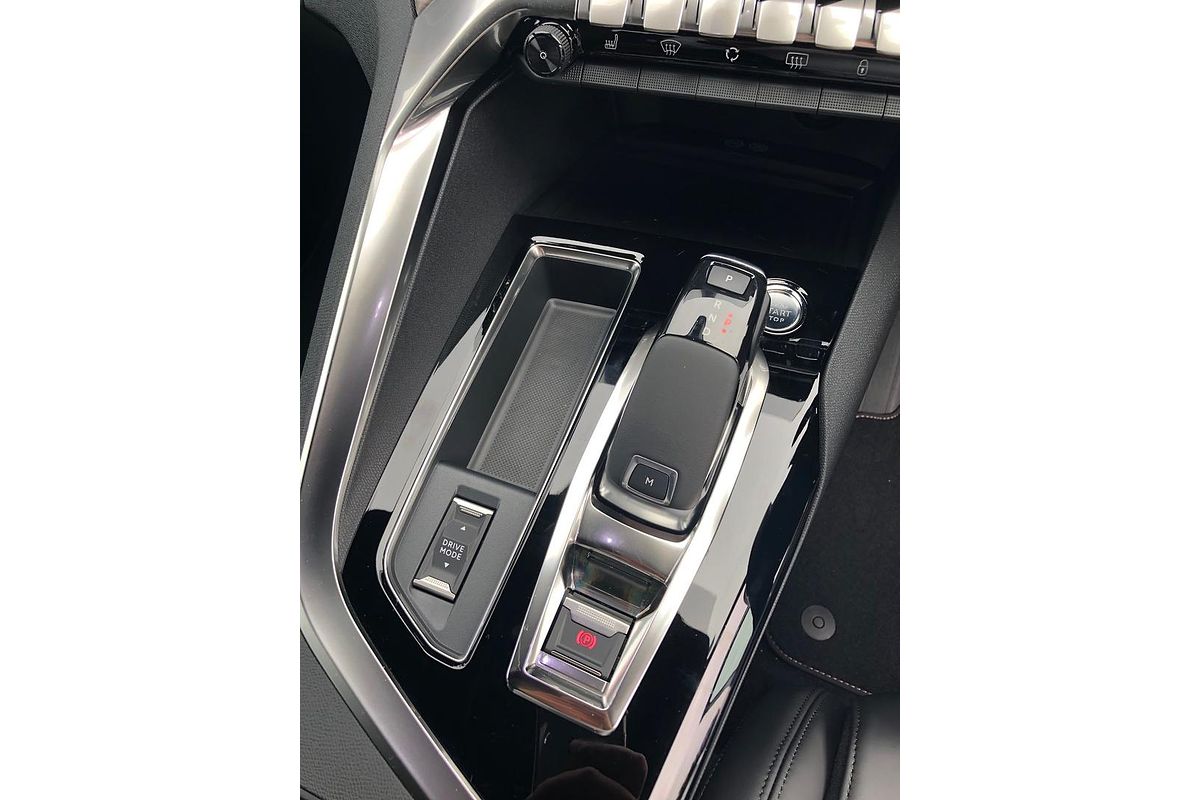 2022 Peugeot 3008 GT P84