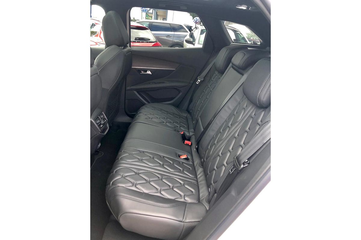 2022 Peugeot 3008 GT P84
