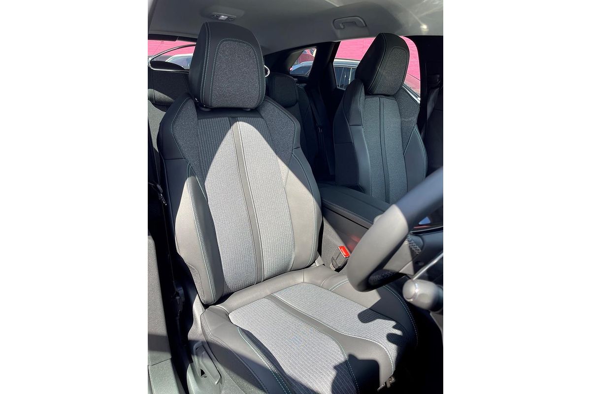 2022 Peugeot 3008 Allure P84
