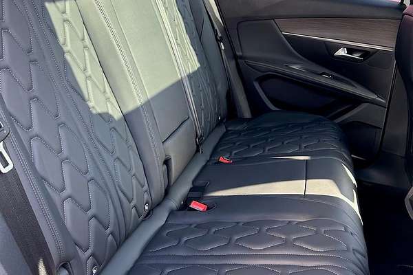 2022 Peugeot 3008 GT Sport Plug-In Hybrid AWD P84