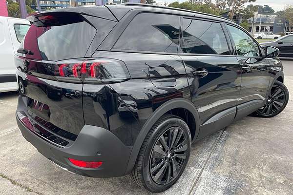 2022 Peugeot 5008 GT Sport P87