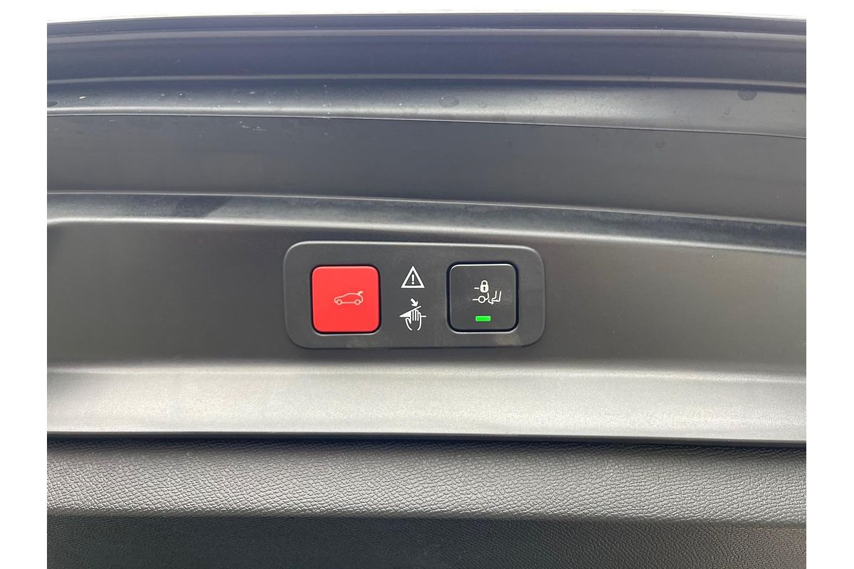2022 Peugeot 5008 GT Sport P87