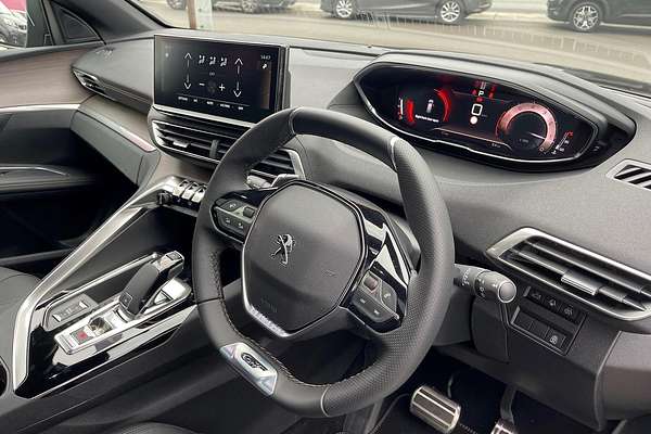 2022 Peugeot 5008 GT Sport P87