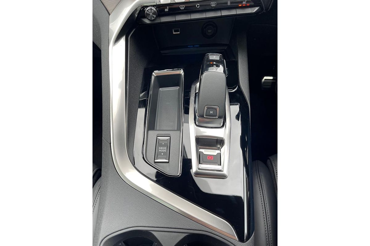 2022 Peugeot 5008 GT Sport P87