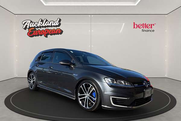 2015 Volkswagen Golf GTE